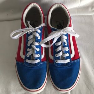 Van’s blue/white/red/ youth shoes Sz 3.0